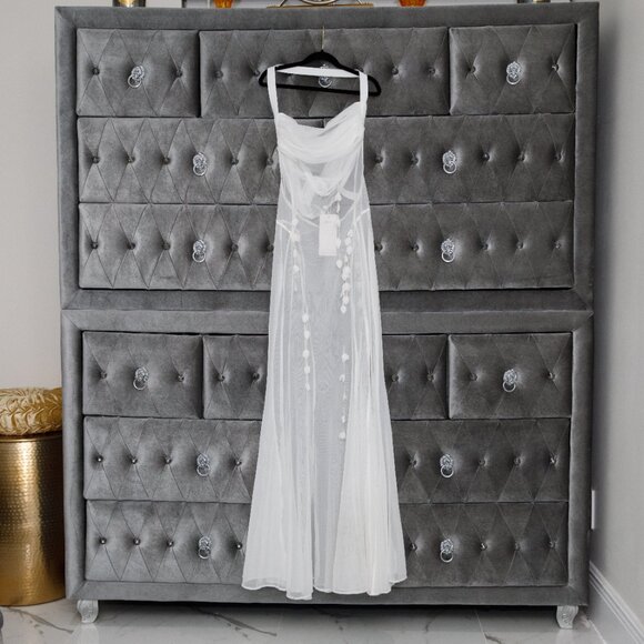 Akira White Sheer Floral Beaded Appliques Halter Maxi Tulle Dress Size Small - Picture 3 of 13